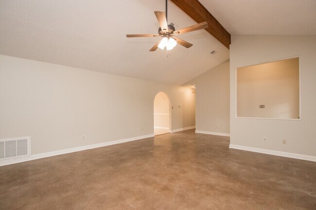 Foto del edificio - 3 bed 2 bath in Valley View