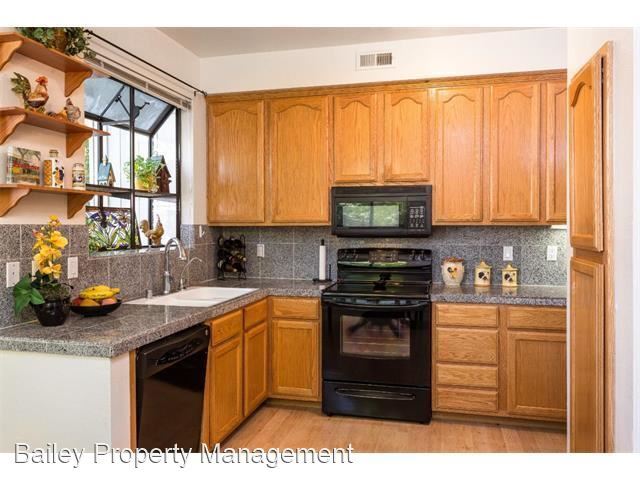 Building Photo - 2 br, 2.5 bath House - 111 Bean Creek Rd.,...