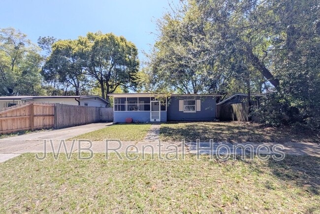 Building Photo - 3228 Myra St