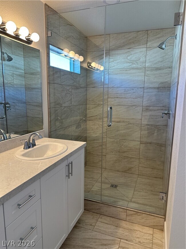 Foto del edificio - 2570 Apricot Ln