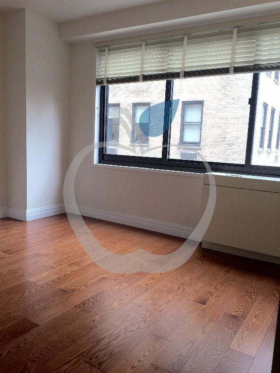 Building Photo - 353 W 45th St