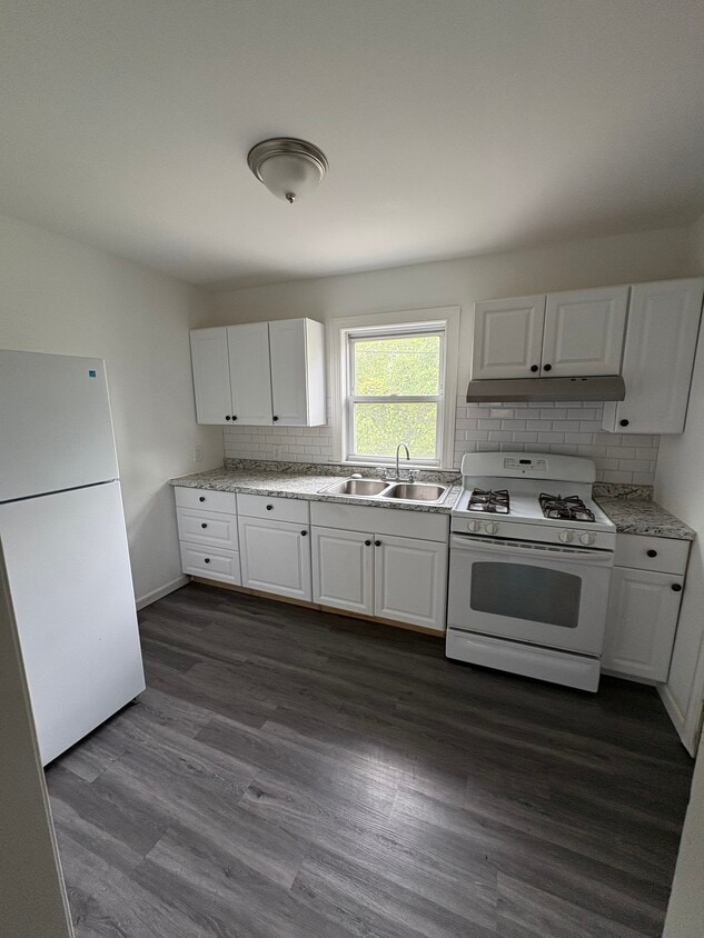 Renovation Kitchen - 6931 guilford rd
