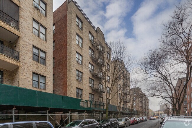 Foto del edificio - 55 E 190th