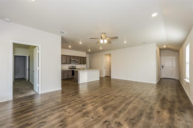 Foto del edificio - 3010 Saddleback Way