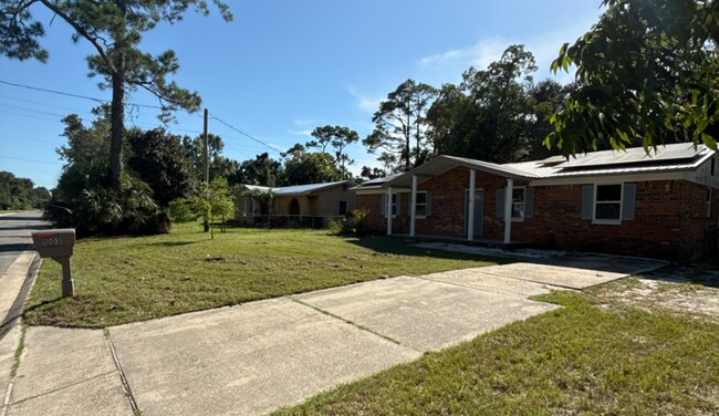 Foto del edificio - 1003 Bartow Ave