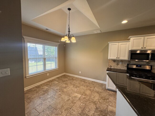 Building Photo - South Cherry Tree 488