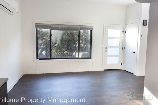 Foto del edificio - 2425 SE Monroe St