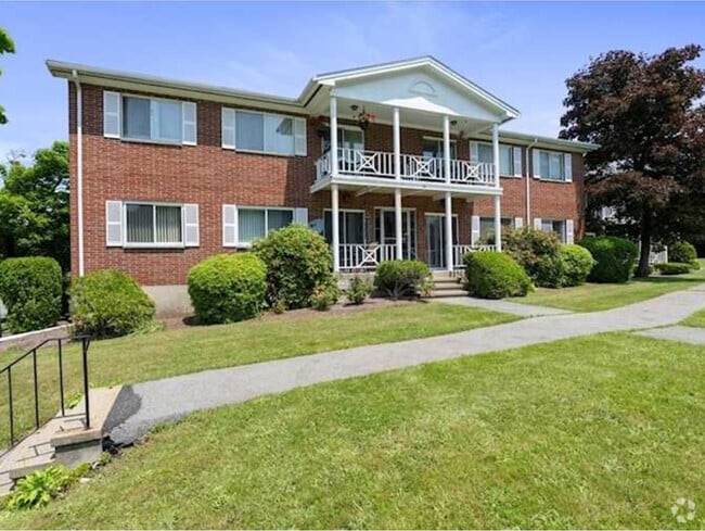 Building Photo - 10 Bayberry Dr