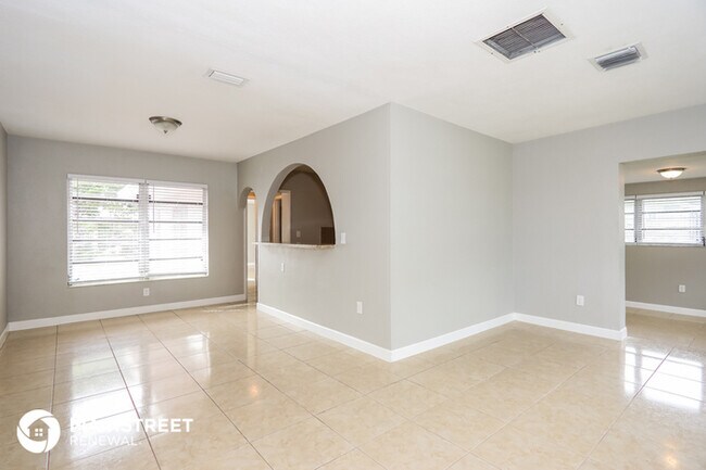 Building Photo - 19110 N Miami Ave