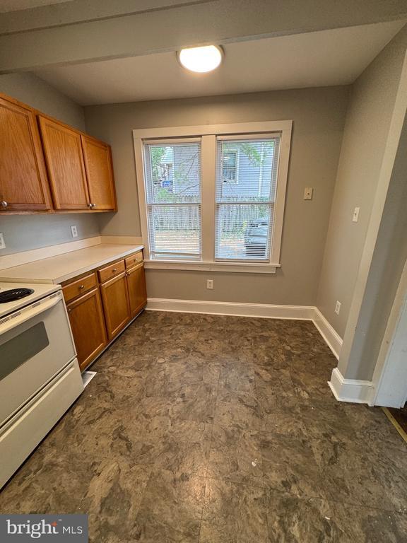 Foto del edificio - 2 E Germain St