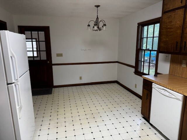 Building Photo - 507 Summerville Dr NW