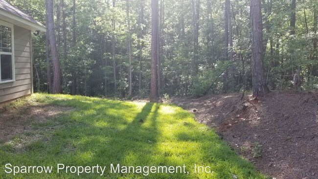 Foto del edificio - 4 br, 2 bath House - 392 Helen Lane