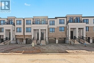 Building Photo - 1322 Kaniv St