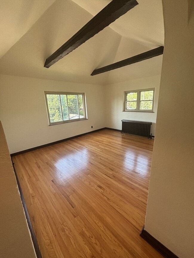 Building Photo - 4248 Langley Ave