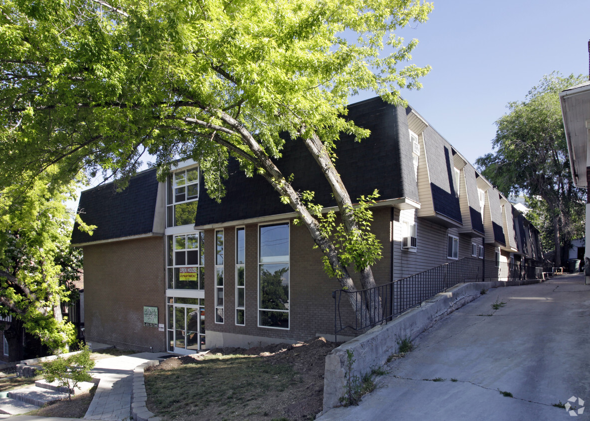Primary Photo - Hillside Apartments