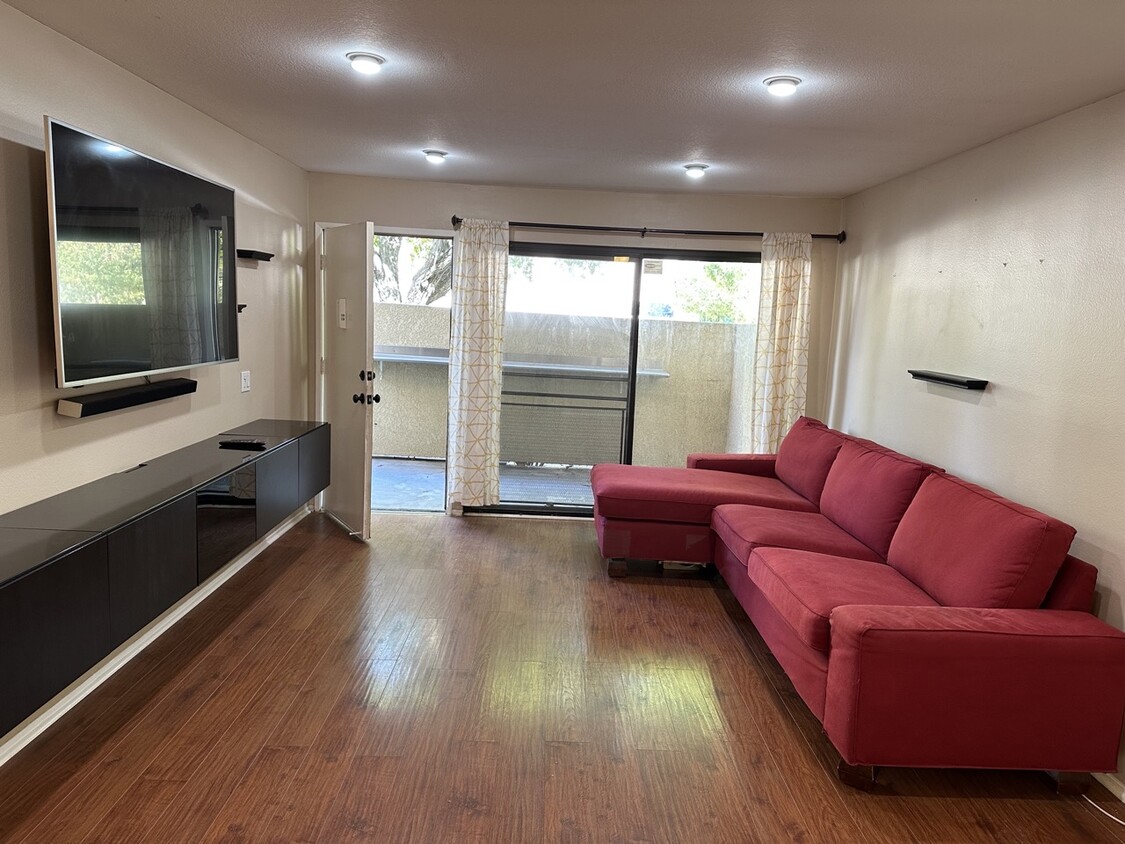 18808 Mandan St Unit 301, Santa Clarita, CA 91351 Condo for Rent in