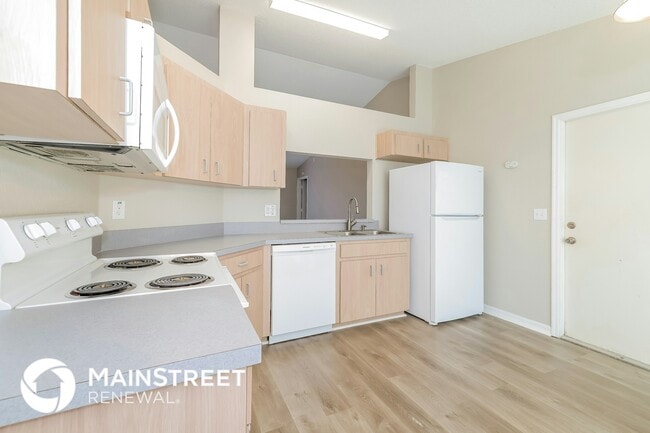Building Photo - 3728 Imperial Dr