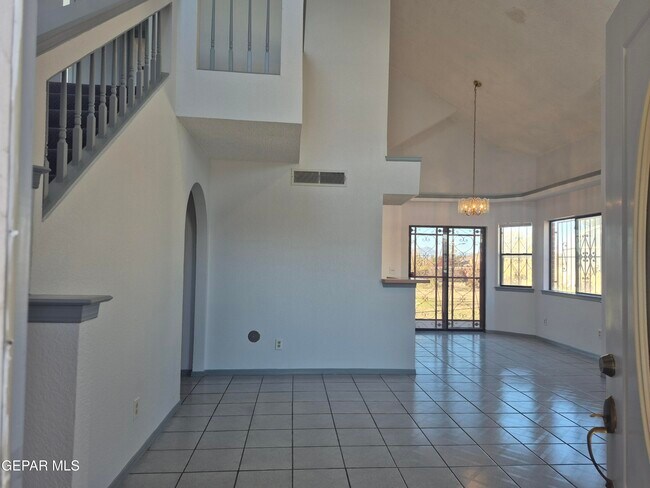 Building Photo - 12143 Noel Espinoza Cir