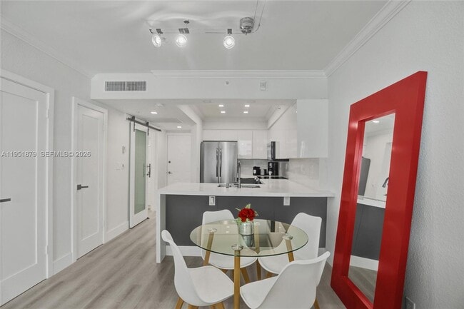 Foto del edificio - 2501 S Ocean Dr