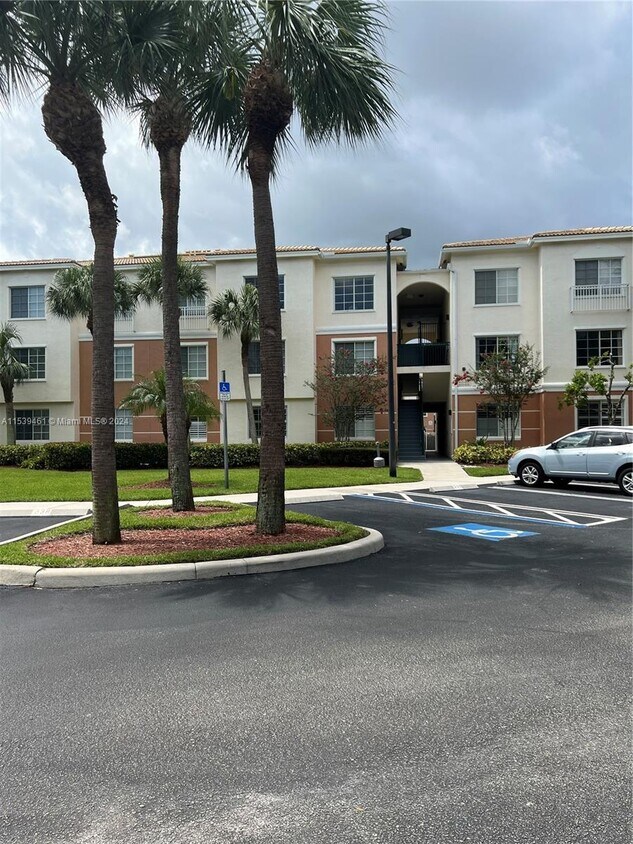 4306 Myrtlewood Cir E Unit 306, Palm Beach Gardens, FL 33418 Condo