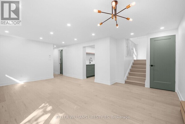 Building Photo - 306 Riverside Dr