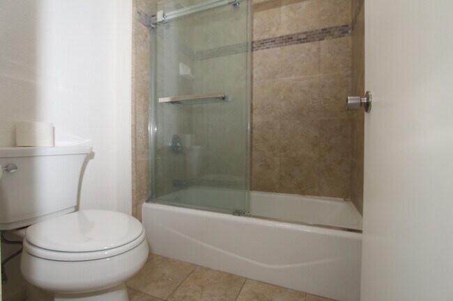 Foto del edificio - 5176 Makati Cir