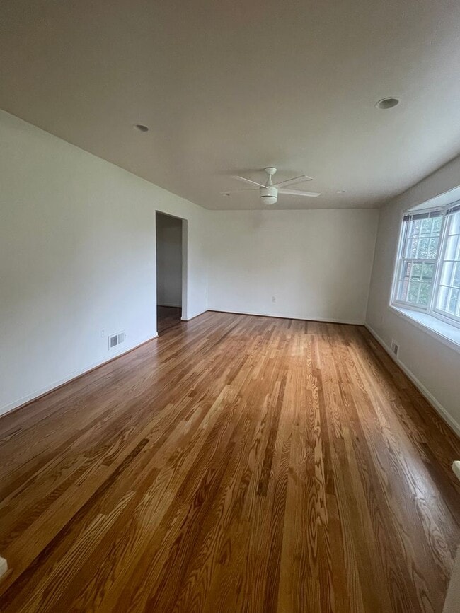 Photo - Single Family in Silver Spring House