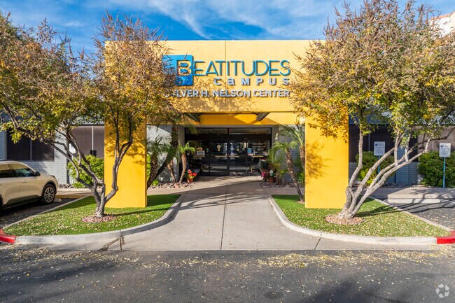 Campus de las Bienaventuranzas - Entrada principal/de visitantes - Beatitudes Campus