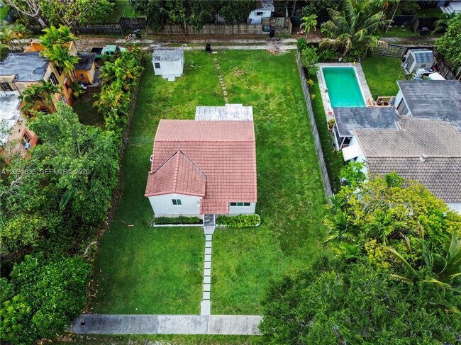 Foto del edificio - 436 Lark Ave