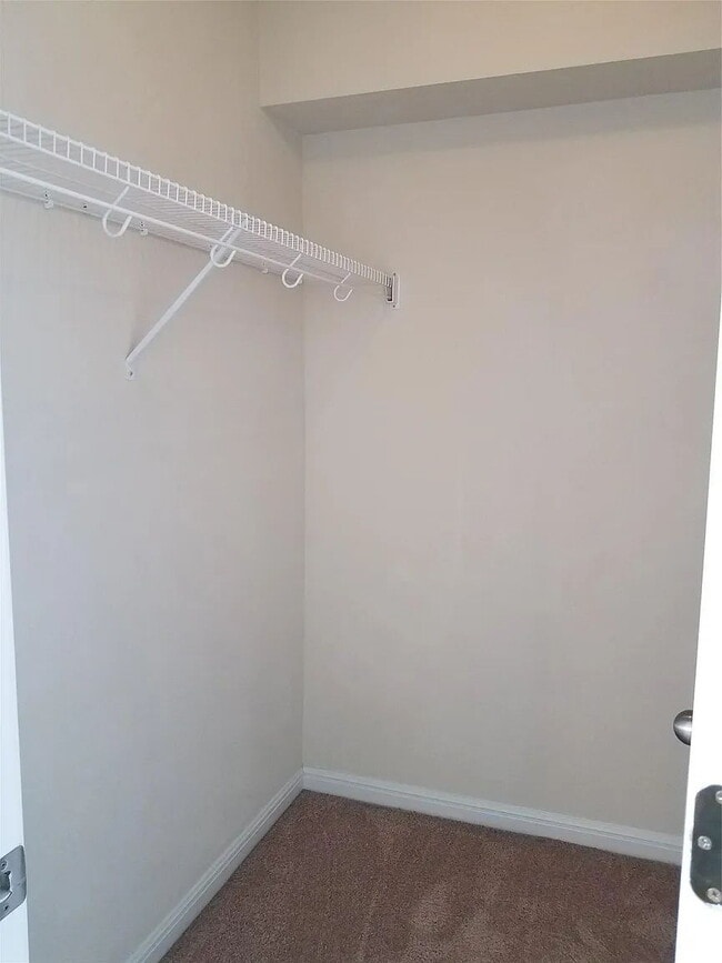 Building Photo - 334 Trestle Tree