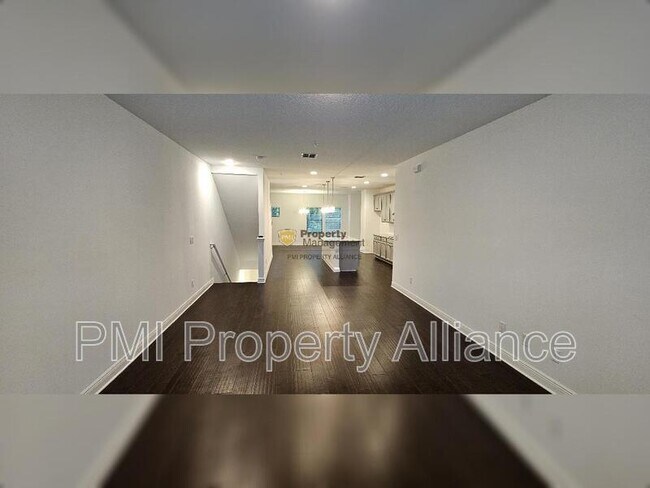 Foto del edificio - 443 Diamond Dove Cv