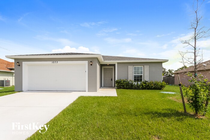 Foto principal - 1073 SW Bianca Ave