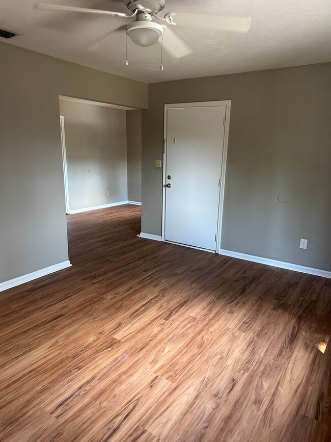 Building Photo - 1640 Willow Bend Way