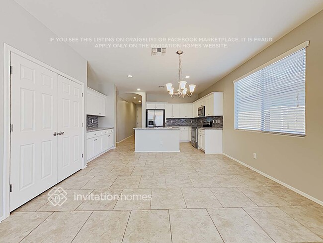 Building Photo - 17769 W Post Dr