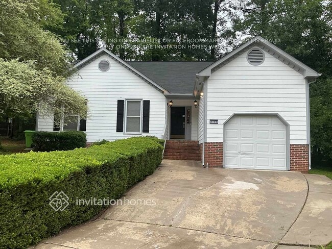 Building Photo - 2704 Kempsford Pl