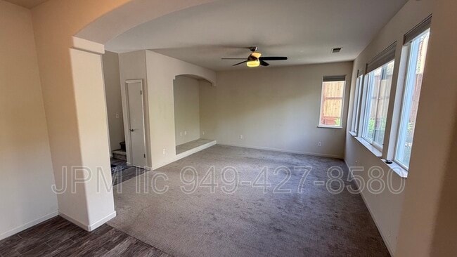 Building Photo - 6389 Bentley Ct