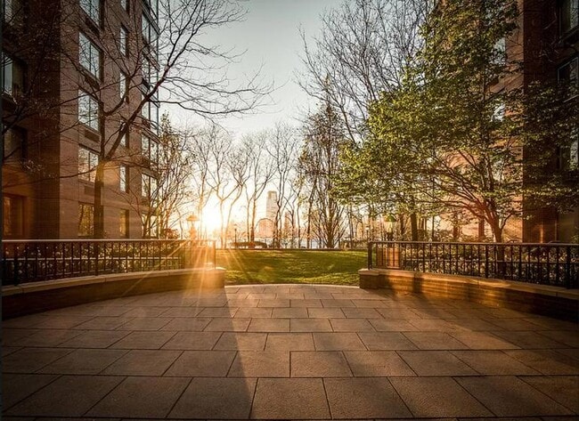 Foto del edificio - 30 West St