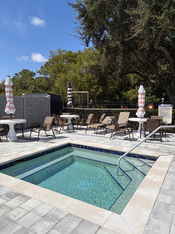 Foto del edificio - 9470 Green Cypress Ln