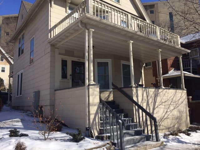 Building Photo - 203 S Henry St