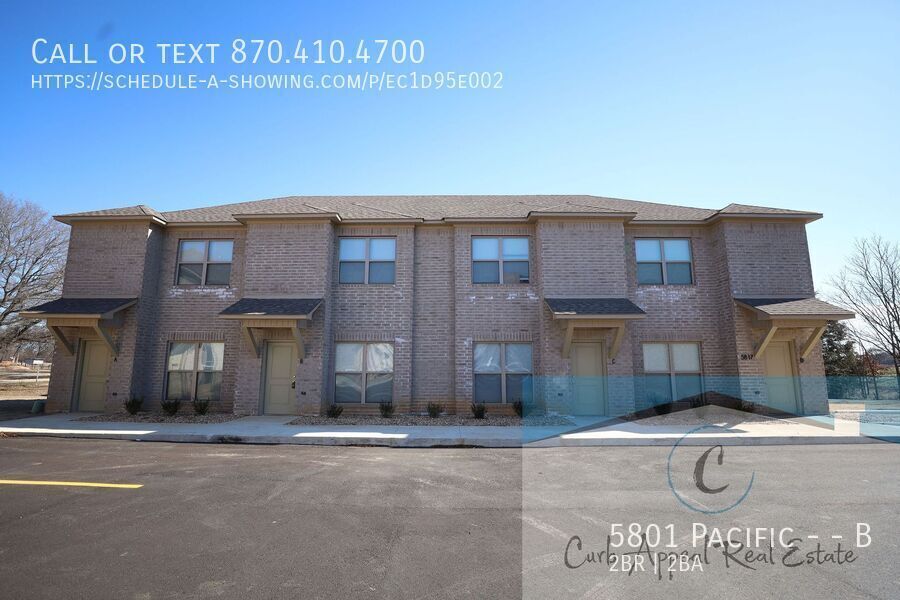 Primary Photo - 5801 Pacific -