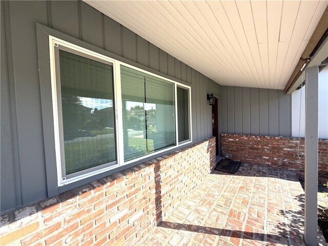 Foto del edificio - 6226 Ivar Ave