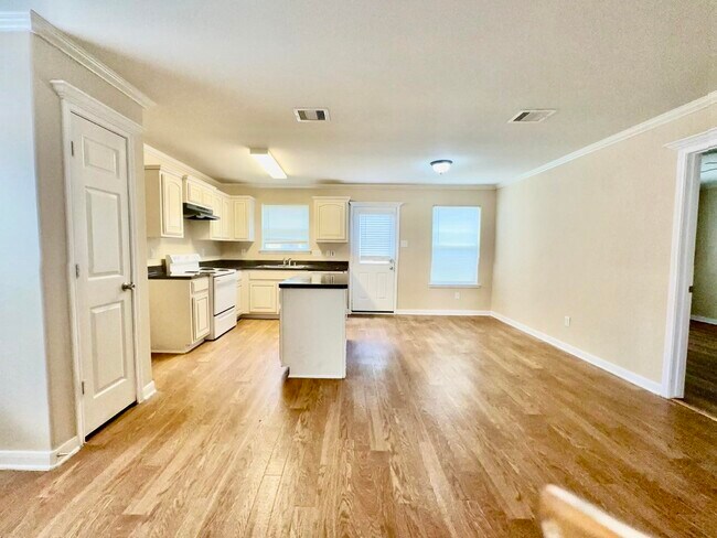 Foto del edificio - 6715 Waterlilly View Ln