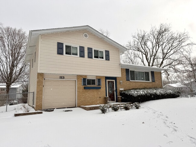 Building Photo - 113 N Fosket Dr