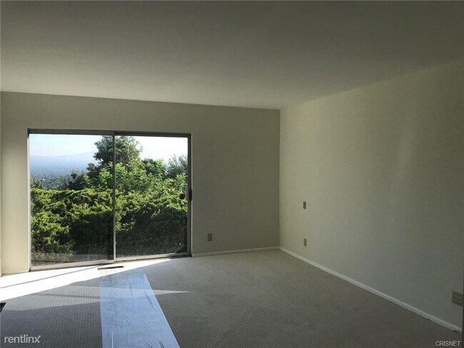 Foto del edificio - 3 br, 3 bath House - 20193 Adele Dr