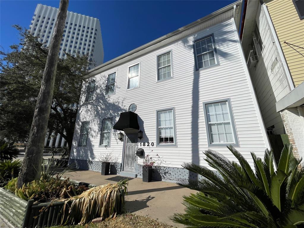 1820 Market St, Galveston, TX 77550 Room for Rent in Galveston, TX