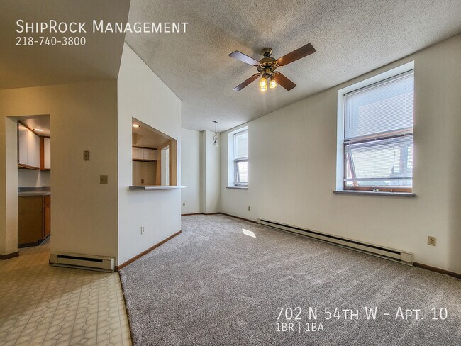 Building Photo - 702 N 54th Ave W