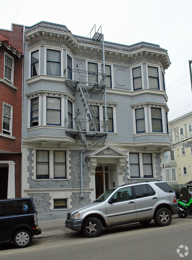 Building Photo - 1190 Washington St