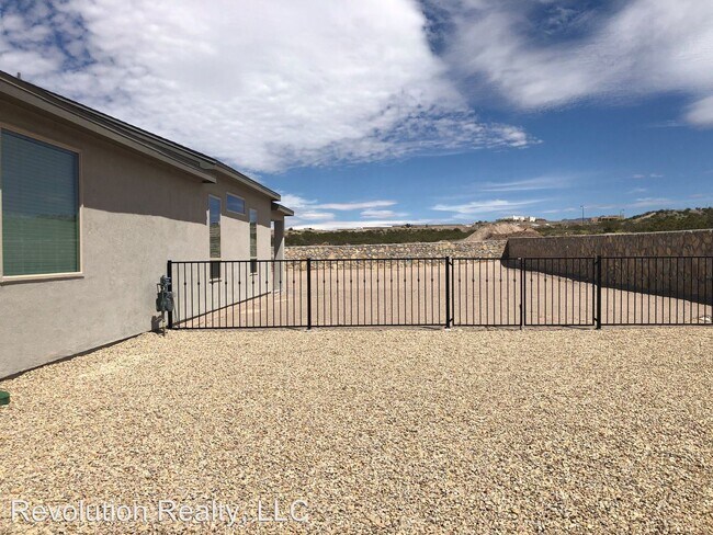Foto del edificio - 3 br, 2 bath House - 4520 Latigo Drive