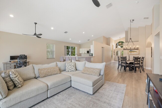 Foto del edificio - 1506 SE Holyrood Ln