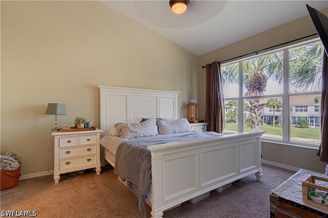 Foto del edificio - 1420 Tiffany Ln